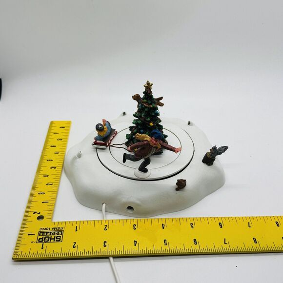 Lemax Coventry Cove Racing Rover Sled Tree Christmas 2006 Lights Only READ - Picture 11 of 16